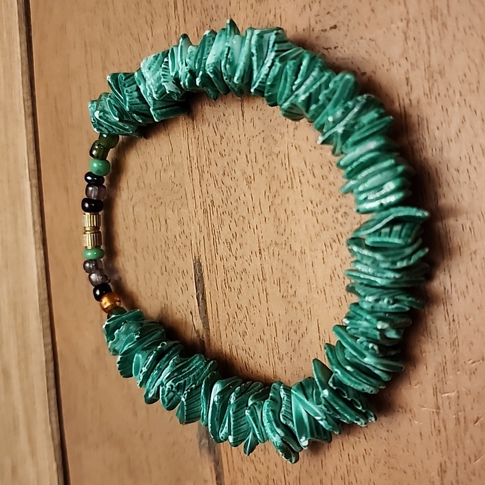8 inch puka shell bracelet
